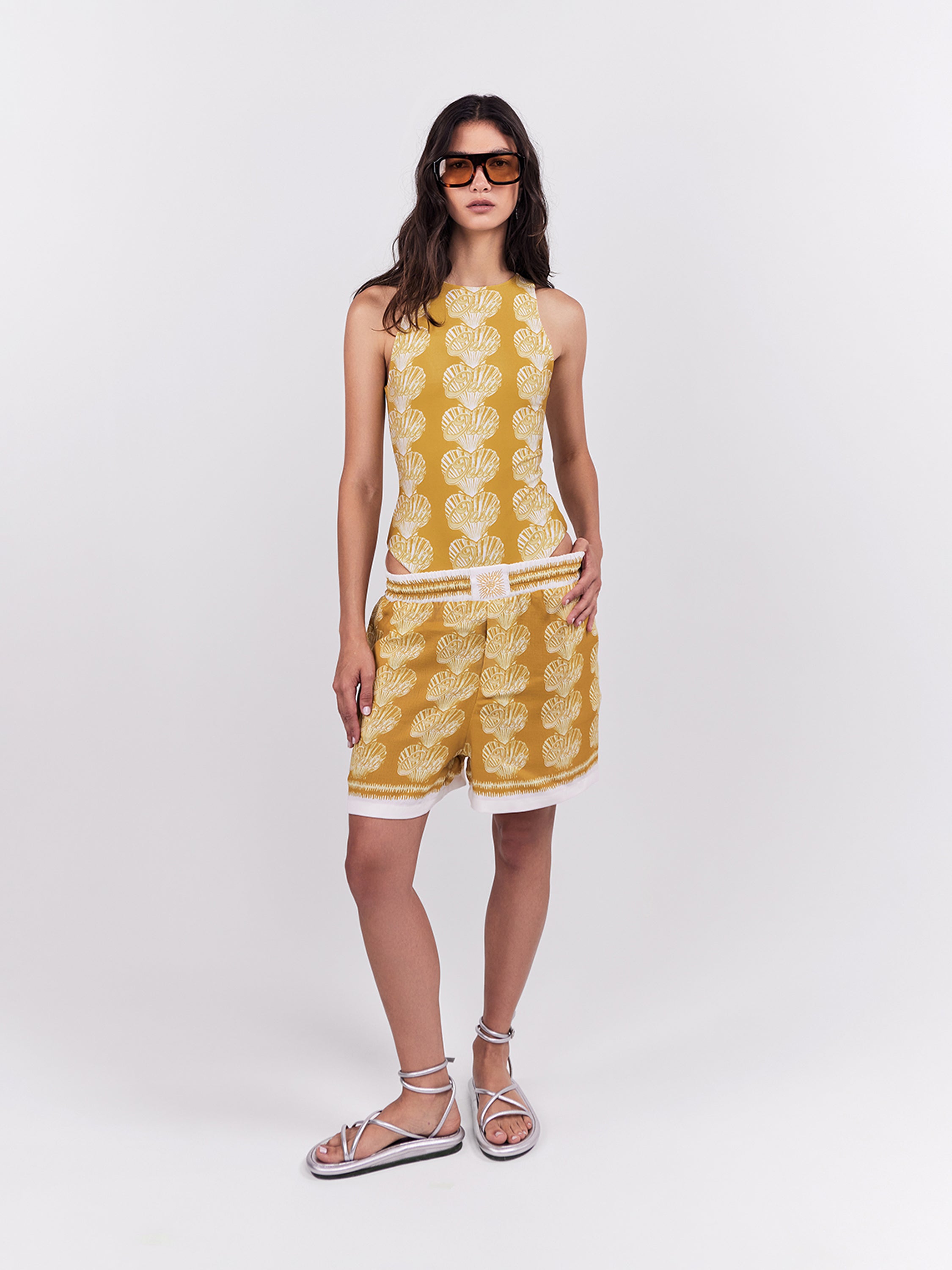 Short Elastico Oasis - Oro